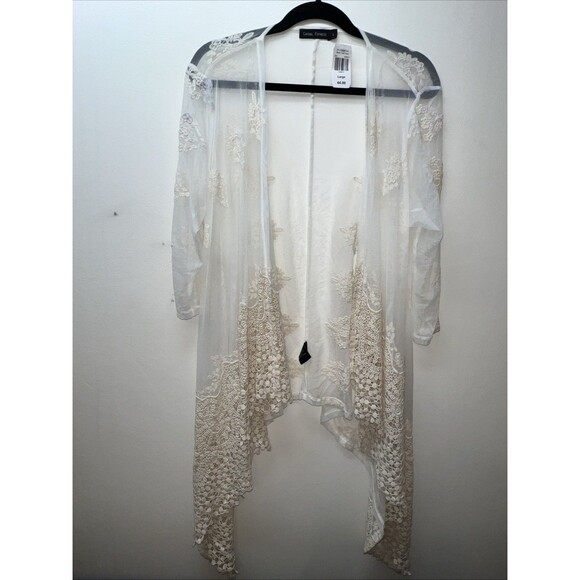 Express Accessories - Women’s Casual Express Crocheted Ivory Lacy Shawl Size Large L